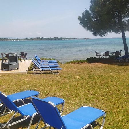 Studios Efi Beach Vourvourou Eksteriør billede
