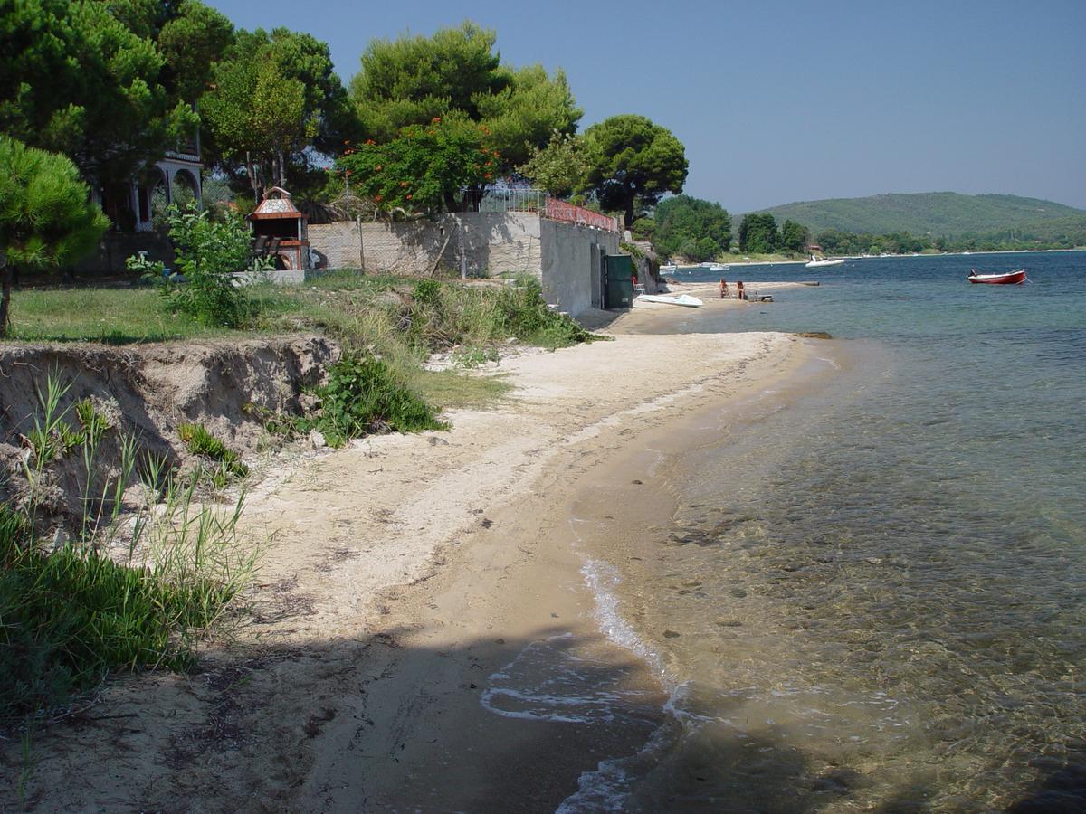 Studios Efi Beach Vourvourou Eksteriør billede